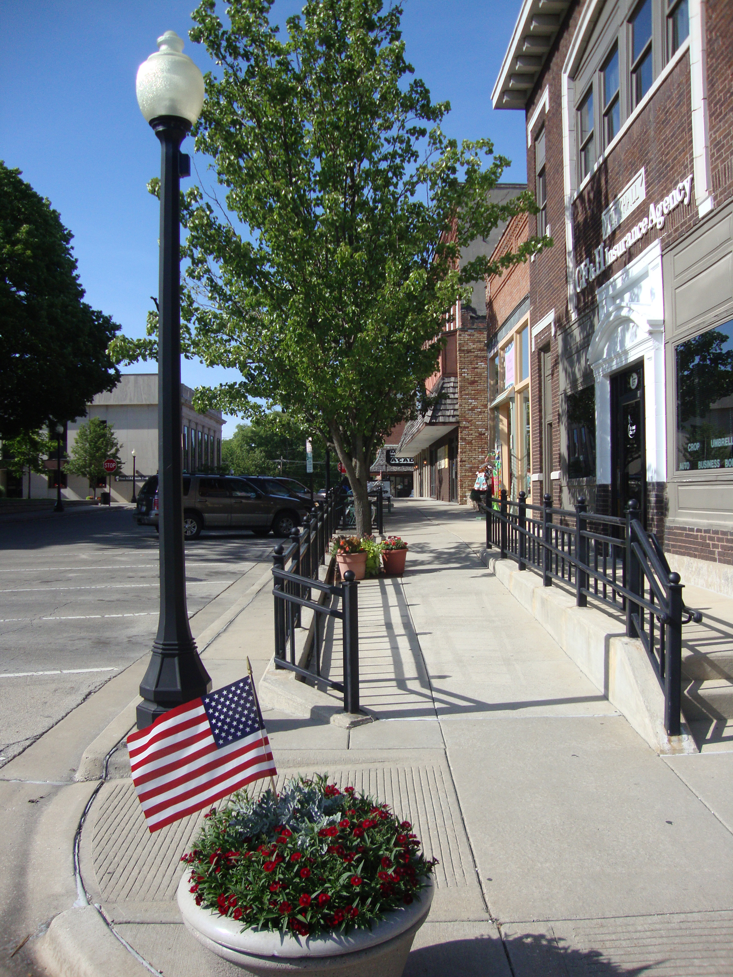 Monticello_Streetscape_3.jpg